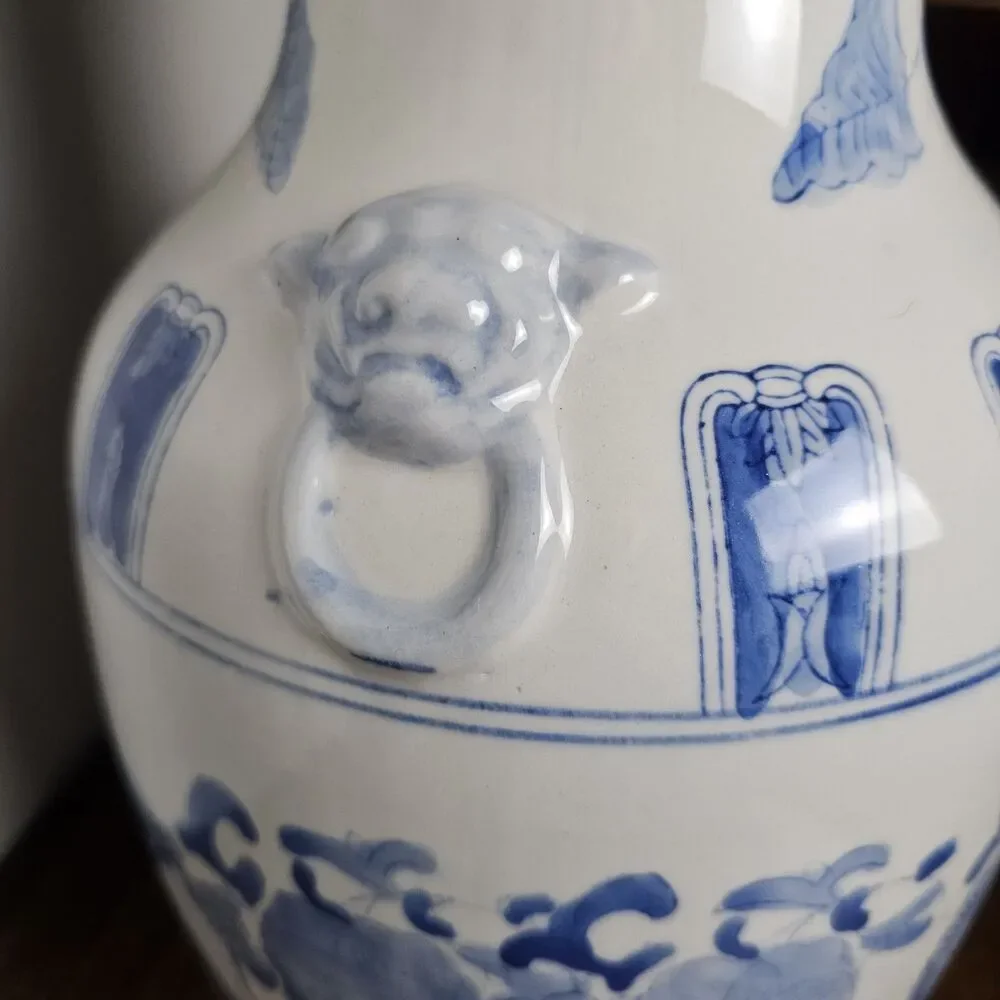 Vintage Chinoiserie Blue White Porcelain Vase Foo Dog Lion Handles Floral 15